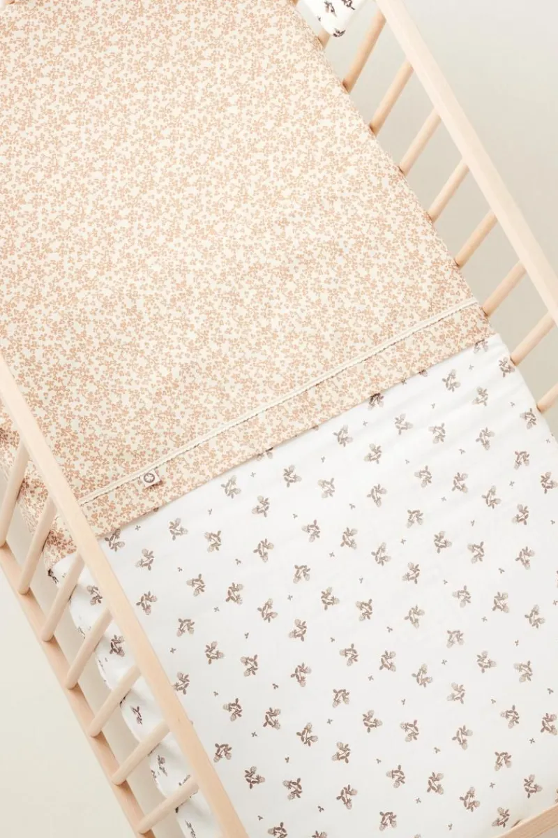 decke_fr_das_bettchen_blo_5-1.webp Noppies Decken | Babyzimmer-Decke Für Das Bettchen Blooming Clover 100x140 Cm -