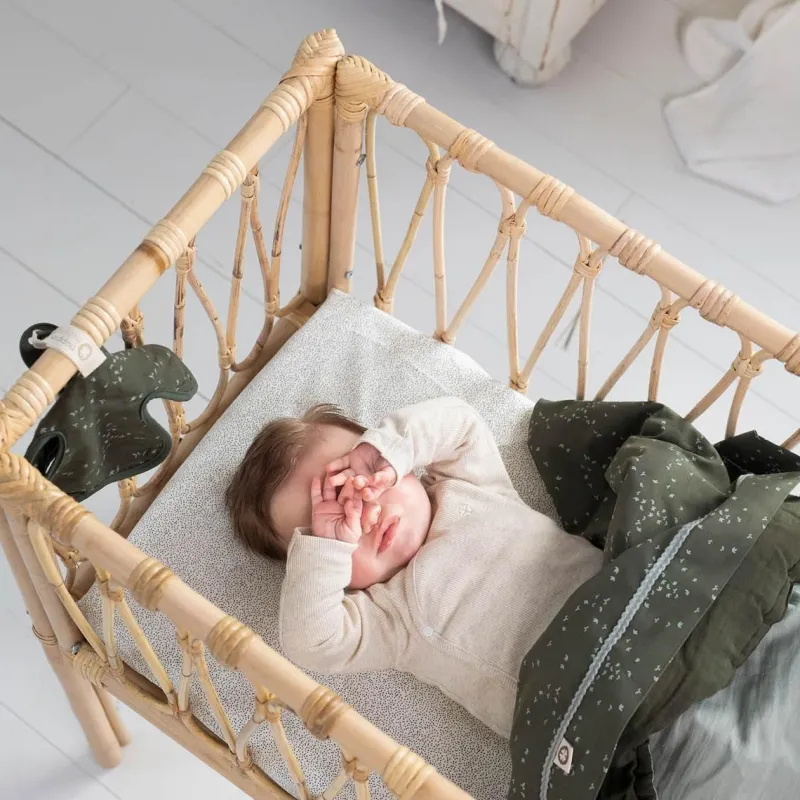 spannbetttuch_fr_das_bett_4-4.webp Noppies Spannbetttücher | Babyzimmer-Spannbetttuch Für Das Bettchen Tiny Dot -